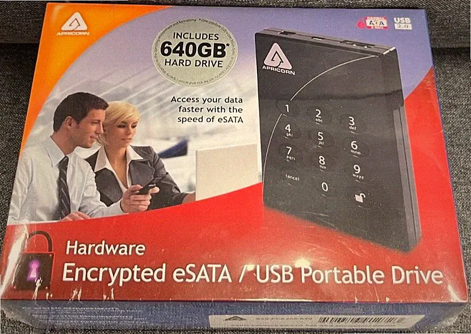 Apricorn Aegis Padlock 256AES Encryption 640GB Hard Drive #A25-PLE256-640 New